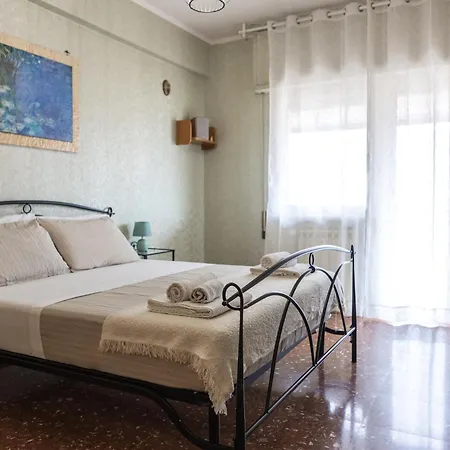 Casa Maresa Family House Metro A Apartment Rome Exterior photo